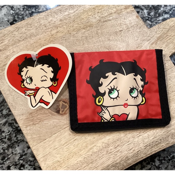 Betty Boop Accessories - Vintage - NWT - Betty Boop 2005 Bi-Fold Wallet - Never Used - Rare & Collectible